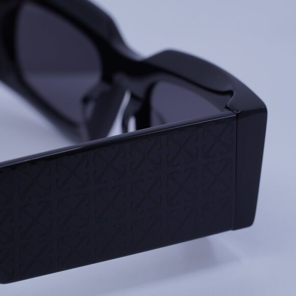 Off-White OERI141 CARY 1007 Sunglasses Black Rectangle Frame, Grey Lenses - Picture 8 of 9